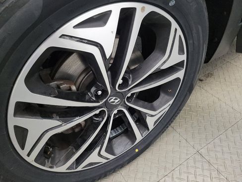 Used 2020 Hyundai Santa Fe Limited w/ Cargo Package image 31