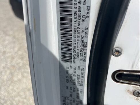 Used 2016 RAM 2500 SLT AWD/4WD image 7