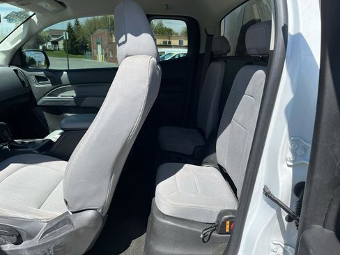 Used 2017 Chevrolet Colorado W/T w/ WT Convenience Package AWD/4WD image 14