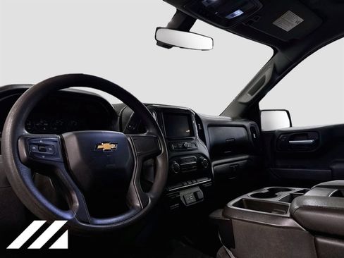 Used 2021 Chevrolet Silverado 1500 Custom AWD/4WD image 9