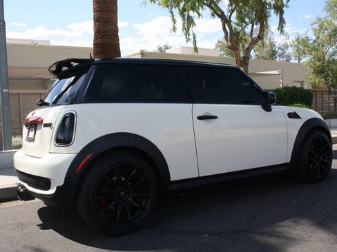 Used 2010 MINI Cooper S FWD image 3