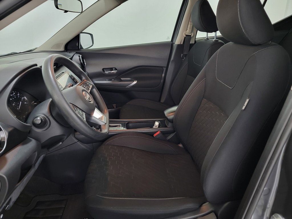 Used 2023 Nissan Kicks SV FWD image 14