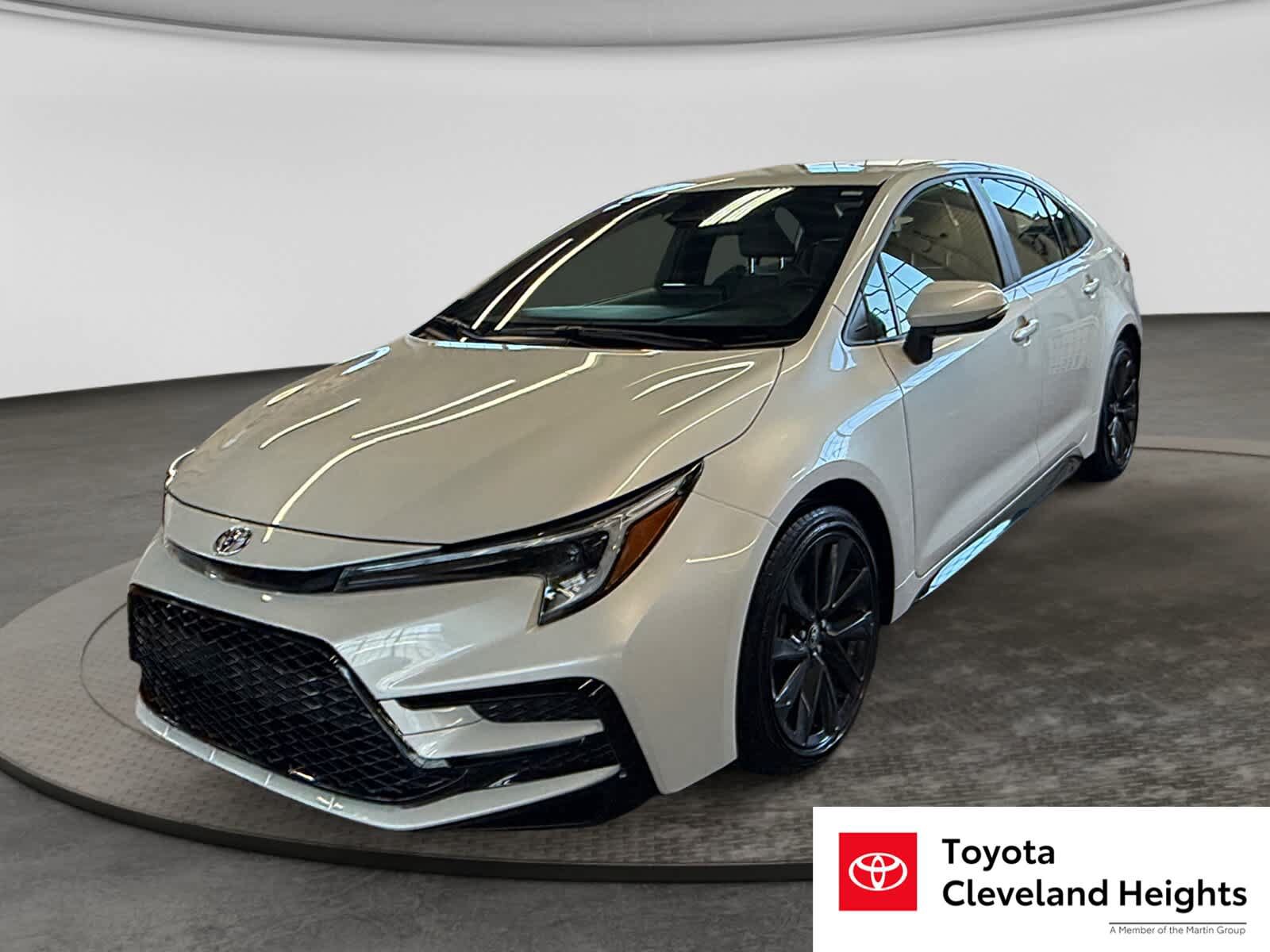 Used 2026 Toyota Corolla SE FWD image 1