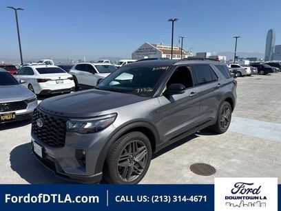 Used 2025 Ford Explorer ST-Line w/ ST-Line Street Pack
