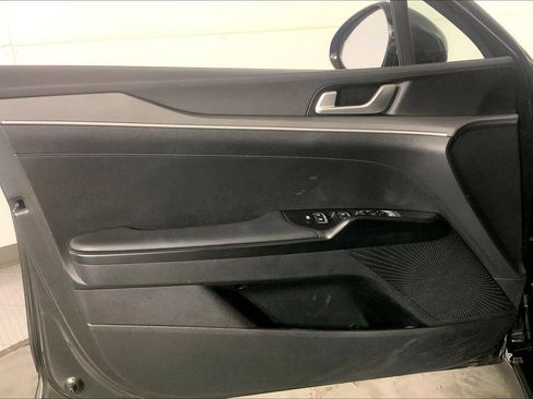 Used 2025 Kia K5 LXS FWD image 24