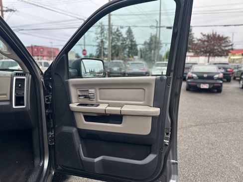Used 2010 Dodge Ram 1500 Truck SLT image 20