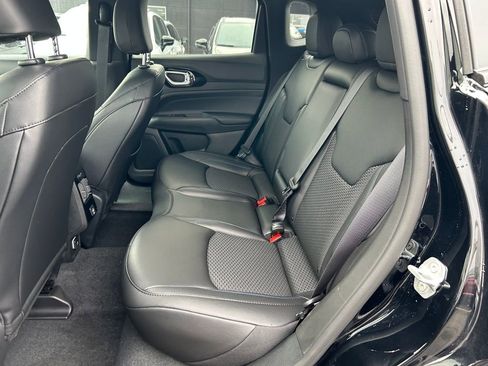 New 2026 Jeep Compass Latitude image 22