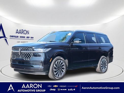 Used 2025 Lincoln Navigator Black Label AWD/4WD image 1