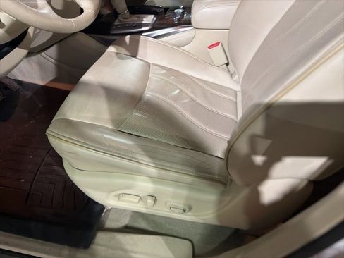 Used 2013 INFINITI JX35 AWD w/ Premium Pkg image 3