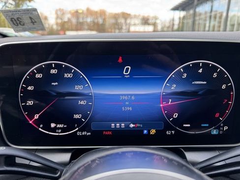 Used 2025 Mercedes-Benz GLC 300 4MATIC image 24