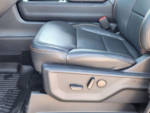 New 2026 Ford Expedition Tremor image 23