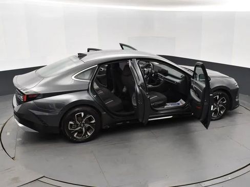 Used 2025 Hyundai Sonata SEL image 6