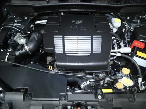 Certified 2024 Subaru Forester Premium AWD/4WD image 36
