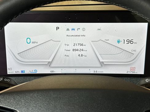 Certified 2024 Kia EV6 Light RWD image 32