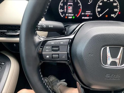 Used 2025 Honda HR-V EX-L image 24