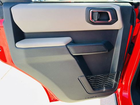 Used 2021 Ford Bronco Big Bend image 21