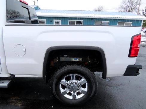 Used 2019 GMC Sierra 3500 Denali w/ Duramax Plus Package image 13