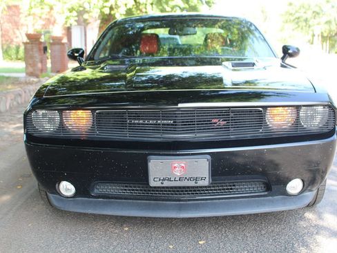 Used 2013 Dodge Challenger R/T Plus RWD image 4