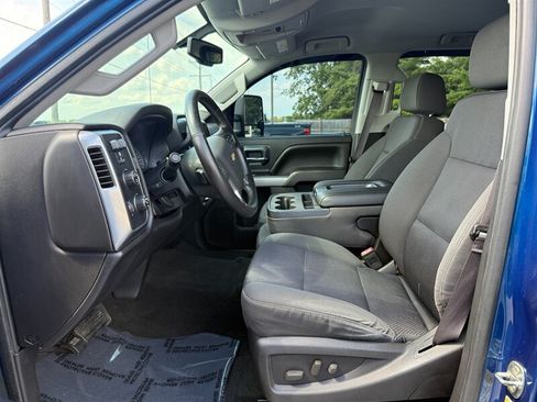 Used 2015 Chevrolet Silverado 2500 LT w/ LT Convenience Package AWD/4WD image 10