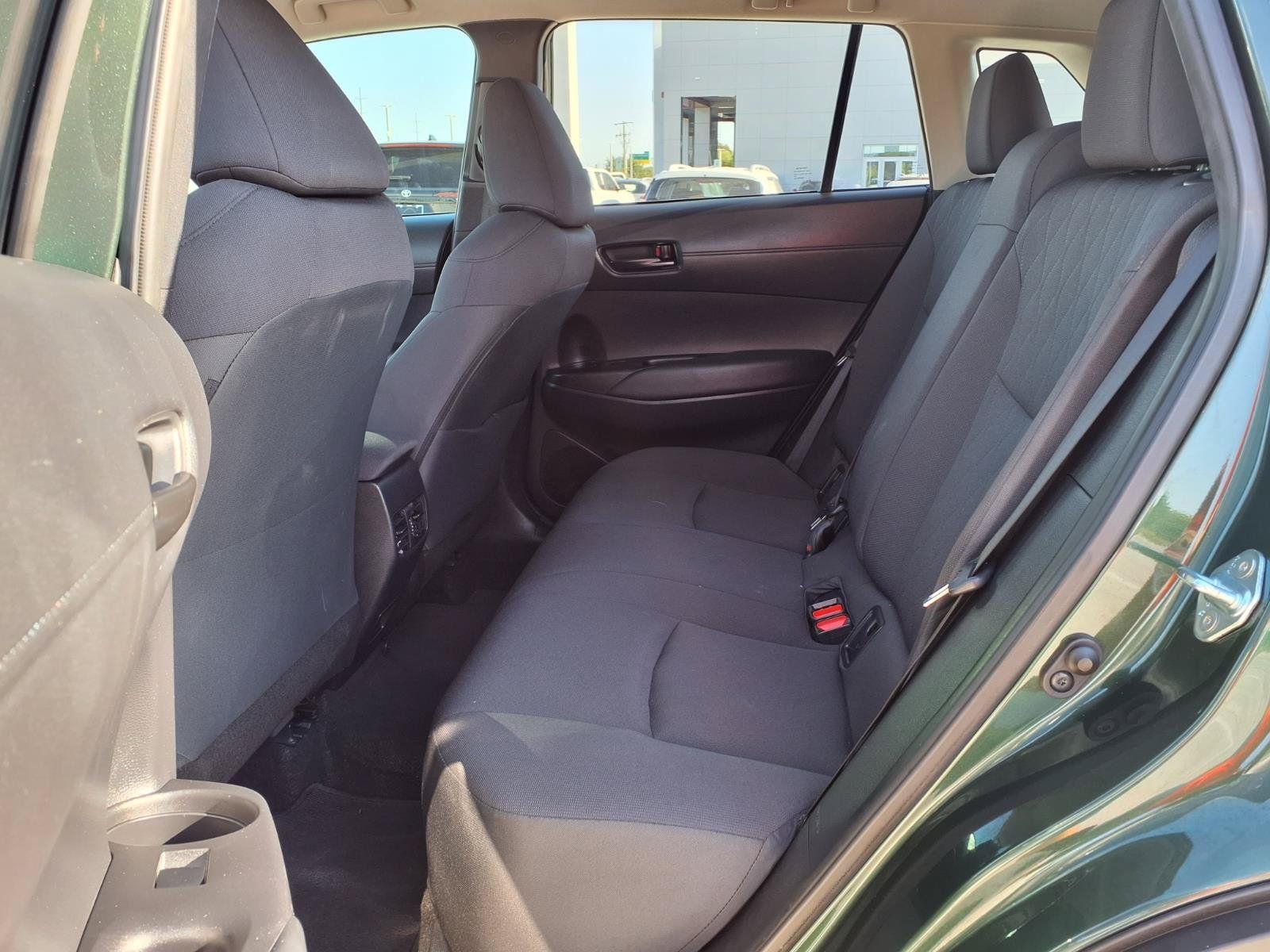 Used 2025 Toyota Corolla Cross LE FWD image 25
