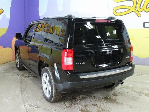 Used 2017 Jeep Patriot High Altitude image 6