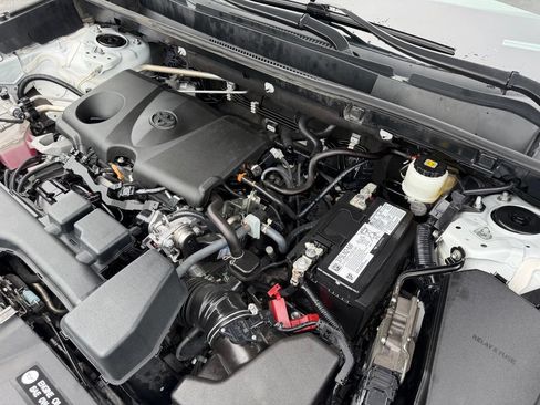 Used 2023 Toyota RAV4 LE FWD image 37