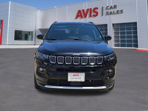 Used 2025 Jeep Compass Limited AWD/4WD image 10