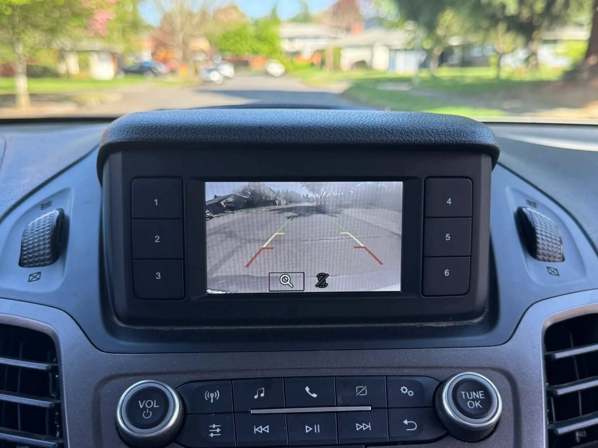 Used 2020 Ford Transit Connect XL FWD image 19