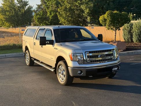 Used 2014 Ford F150 XLT w/ Equipment Group 302A Luxury AWD/4WD image 2