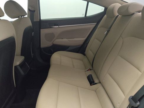 Used 2018 Hyundai Elantra SEL FWD image 18