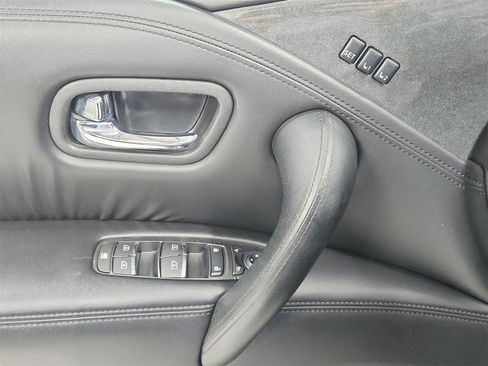 Used 2023 Nissan Armada SL w/ Midnight Edition Package image 34