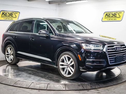 Used 2017 Audi Q7 3.0T Prestige image 5