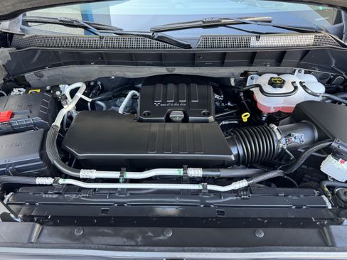 Certified 2025 Chevrolet Silverado 1500 Custom AWD/4WD image 23
