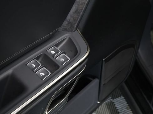 Used 2022 Rivian R1S Launch Edition AWD/4WD image 18