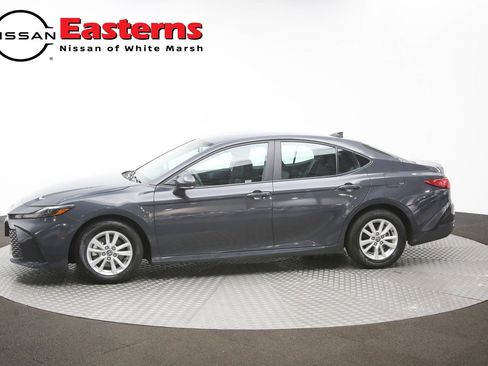 Used 2025 Toyota Camry LE FWD image 59
