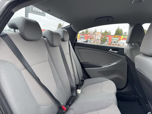 Used 2013 Hyundai Accent GLS image 16