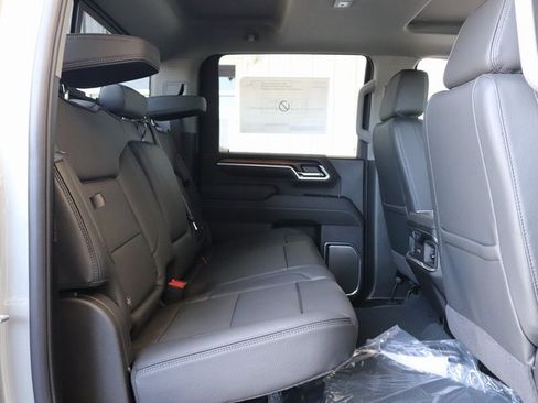 New 2025 GMC Sierra 2500 Denali w/ Denali Reserve Package image 19