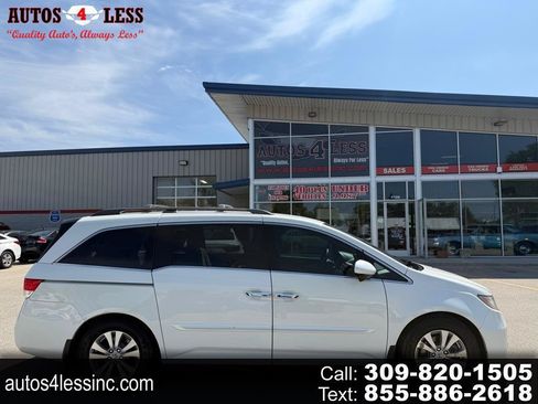 Used 2017 Honda Odyssey SE image 1