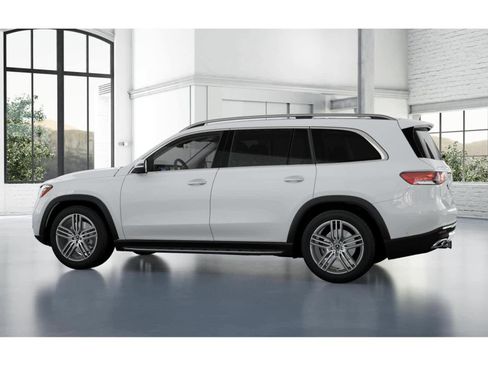 New 2026 Mercedes-Benz GLS 450 4MATIC image 31