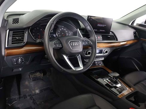 Used 2023 Audi Q5 2.0T Premium w/ Convenience Package image 28