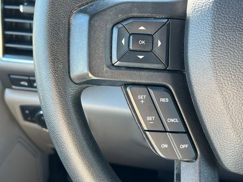 Used 2020 Ford F250 XLT w/ XLT Premium Package AWD/4WD image 36