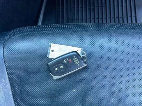 Used 2014 Lexus LS 460 AWD image 59