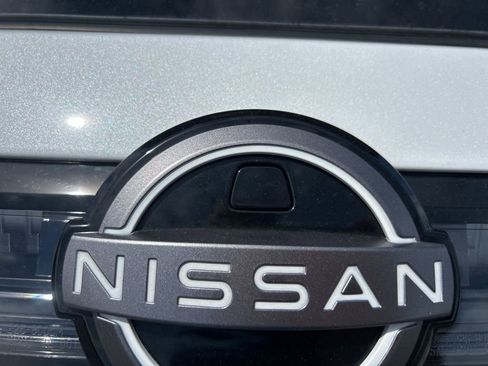 Used 2025 Nissan Murano SL image 33