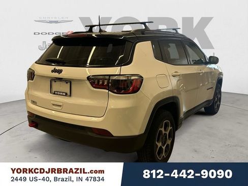 Used 2022 Jeep Compass Trailhawk w/ Trailhawk Convenience Group AWD/4WD image 5
