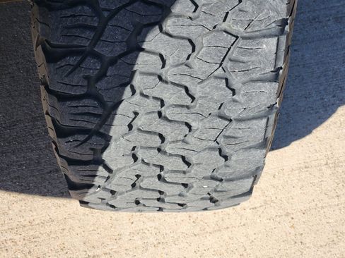 Used 2018 GMC Sierra 2500 SLE w/ HD SLE Preferred Plus Package image 12