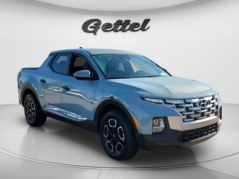 Used 2023 Hyundai Santa Cruz SEL w/ Tow & Go Package FWD image 3