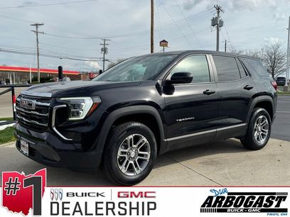 Used 2025 GMC Terrain Elevation