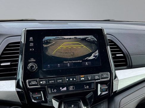 Used 2020 Honda Odyssey Touring image 14