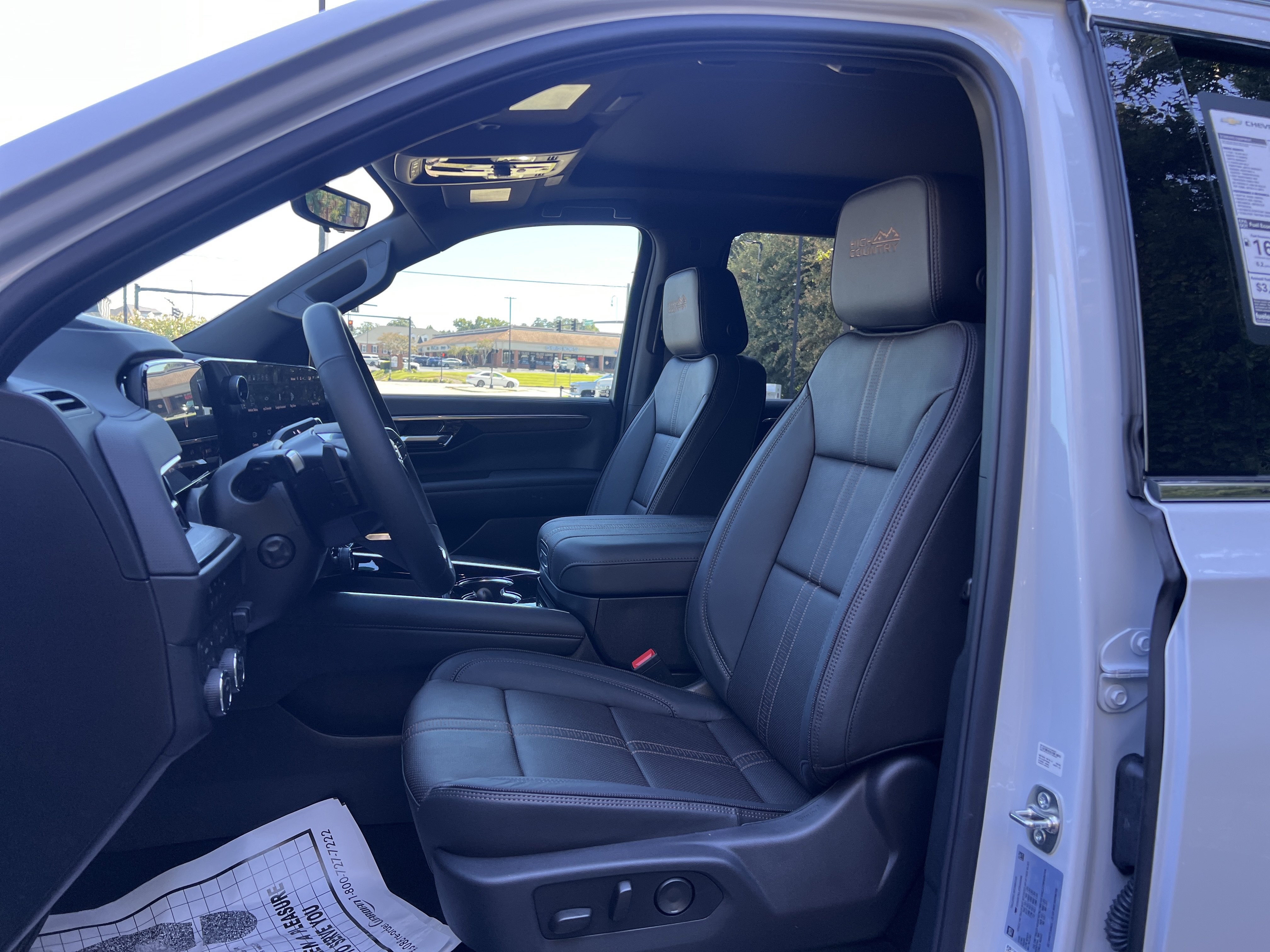 New 2026 Chevrolet Tahoe High Country w/ Sun And Tow Package AWD/4WD image 16