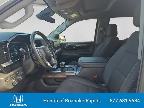 Used 2023 Chevrolet Silverado 1500 LT Trail Boss w/ Protection Package AWD/4WD image 10